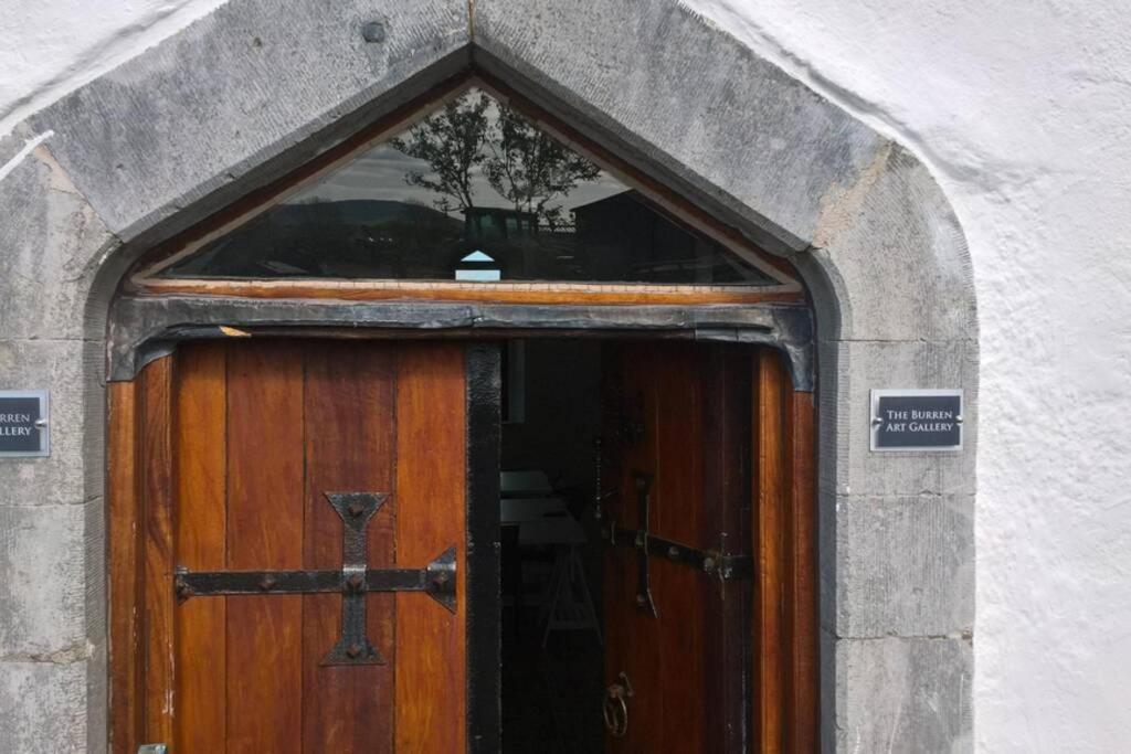 The Burren Art Gallery Built In 1798 Vila Tubber Exterior foto