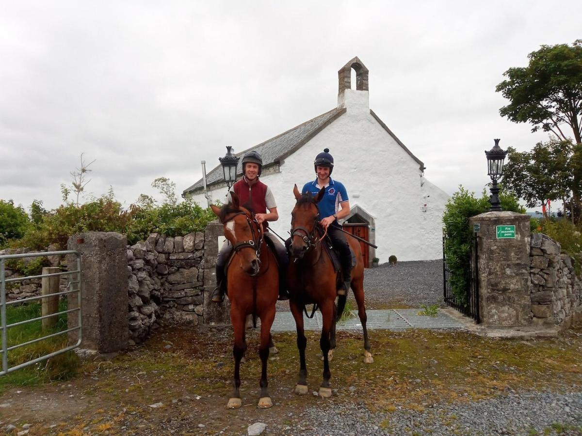 The Burren Art Gallery Built In 1798 Vila Tubber Exterior foto